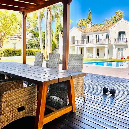 Villa Maracana Room in a Family house Habitación en una casa de Familia Marbella Exterior foto