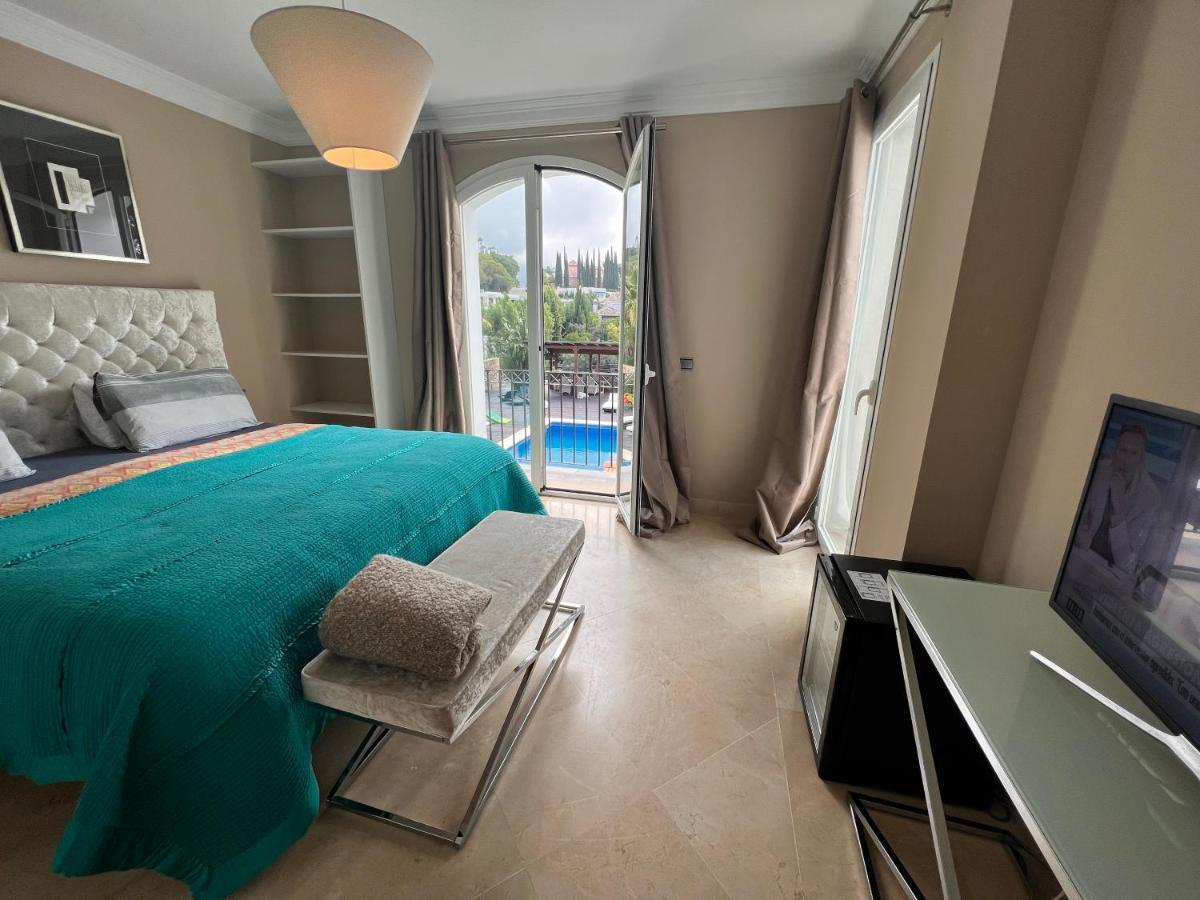 Villa Maracana Room in a Family house Habitación en una casa de Familia Marbella Exterior foto